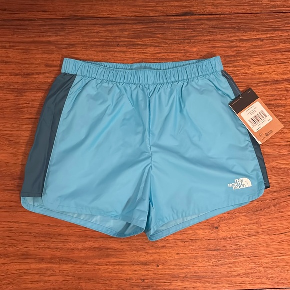 North Face girls running shorts, size XL (14/16)-NWT - Picture 1 of 5